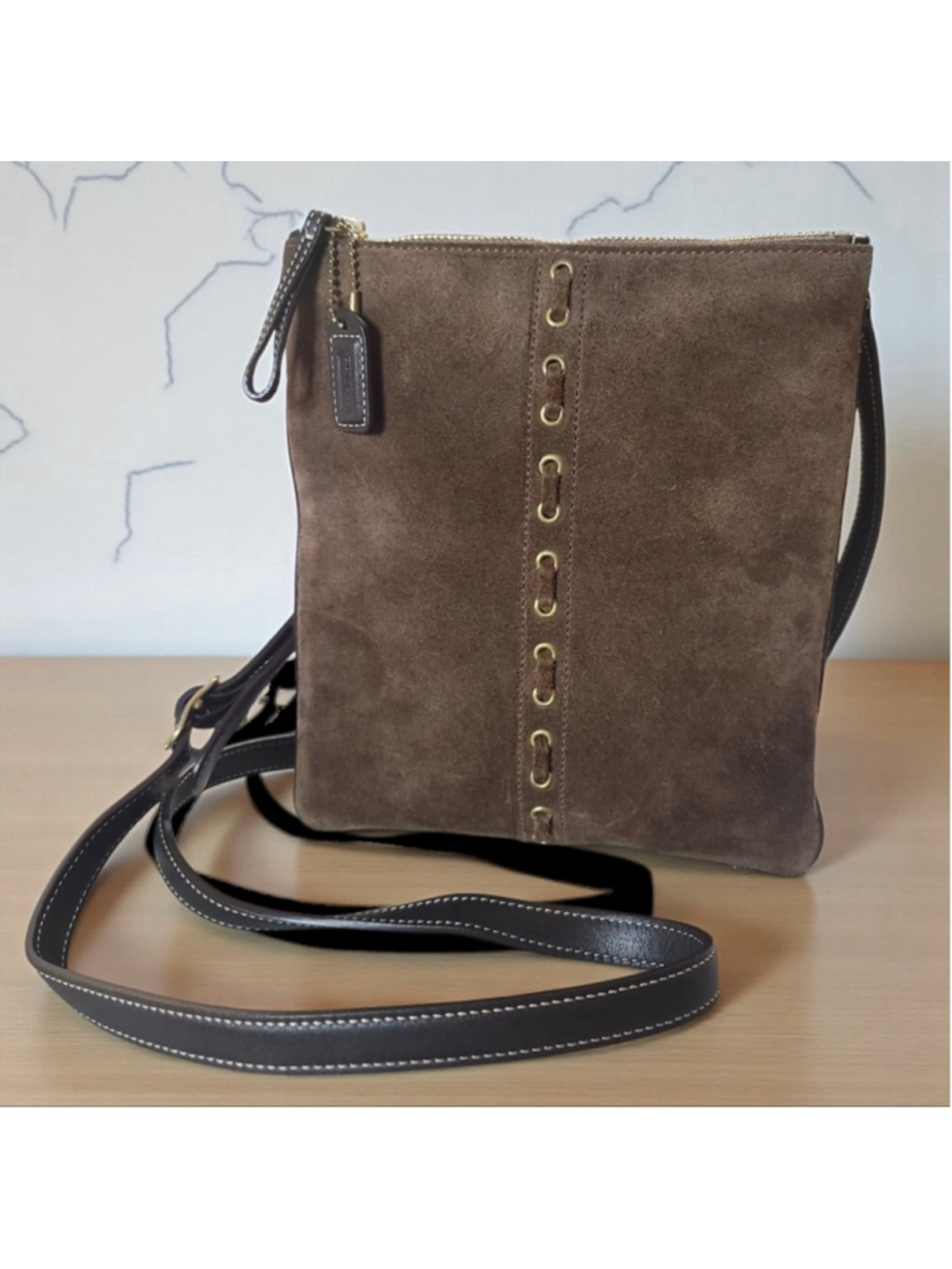 COACH SUEDE LEATHER
LEGACY SOHO CROSSBODY
BAG EUC